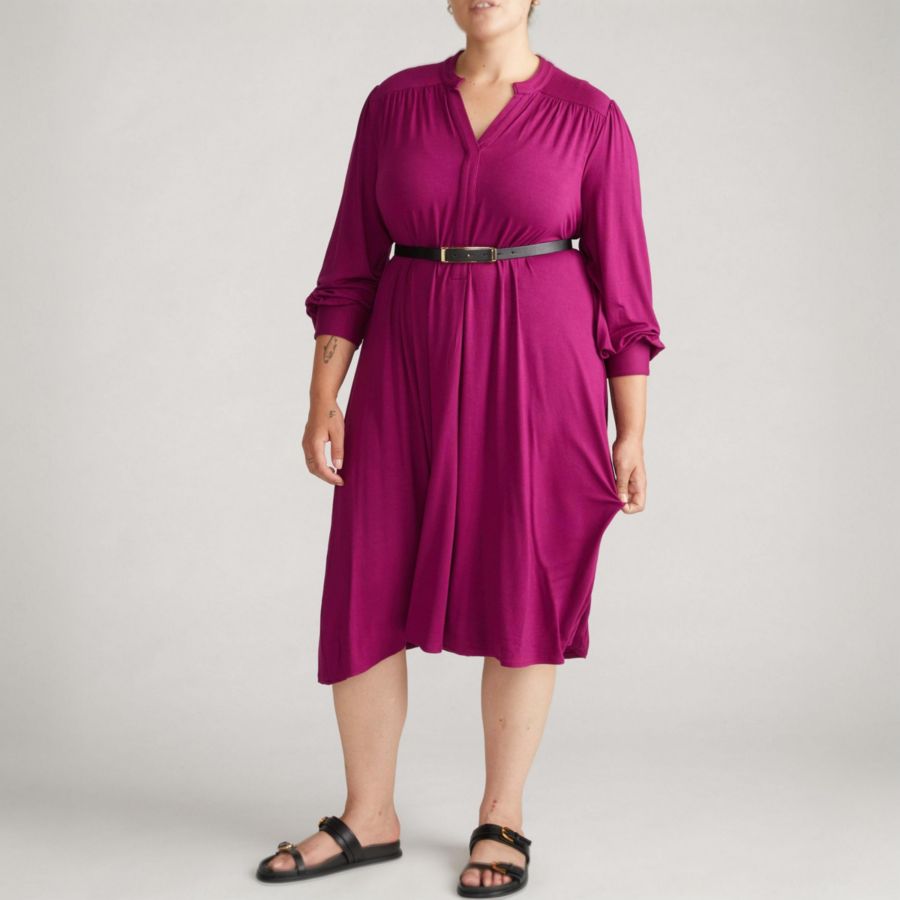 Платье Gramercy Liquid Jersey больших размеров Universal Standard, Rothko purple
Платье Gramercy Liquid Jersey больших размеров Universal Standard, Rothko purple