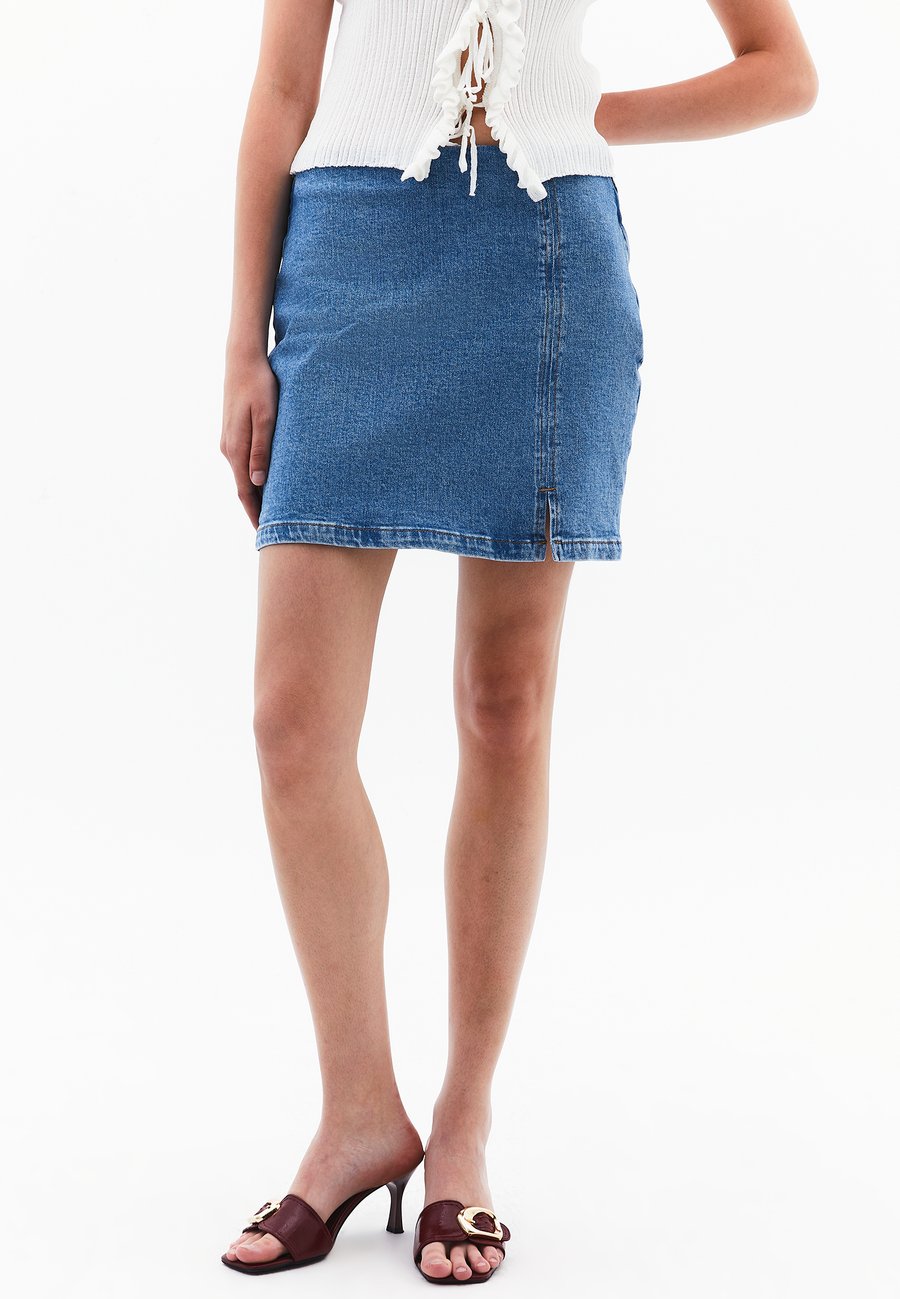 Юбка OXXO MIT HOHER TAILLE, Rodeo Blue Denim/Blue
Юбка OXXO MIT HOHER TAILLE, Rodeo Blue Denim/Blue