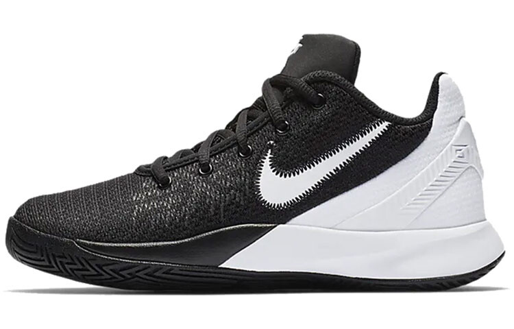 Детские баскетбольные кроссовки Nike Flytrap 2 для детей
Детские баскетбольные кроссовки Nike Flytrap 2 для детей