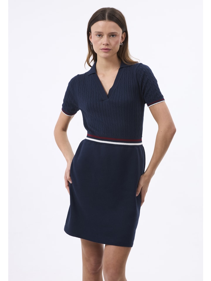 Платье до колена Felix Hardy, темно-синий
Платье до колена Felix Hardy, темно-синий