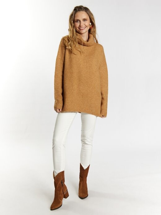 Вязаный свитер Usha, коричневый
Вязаный свитер Usha, коричневый