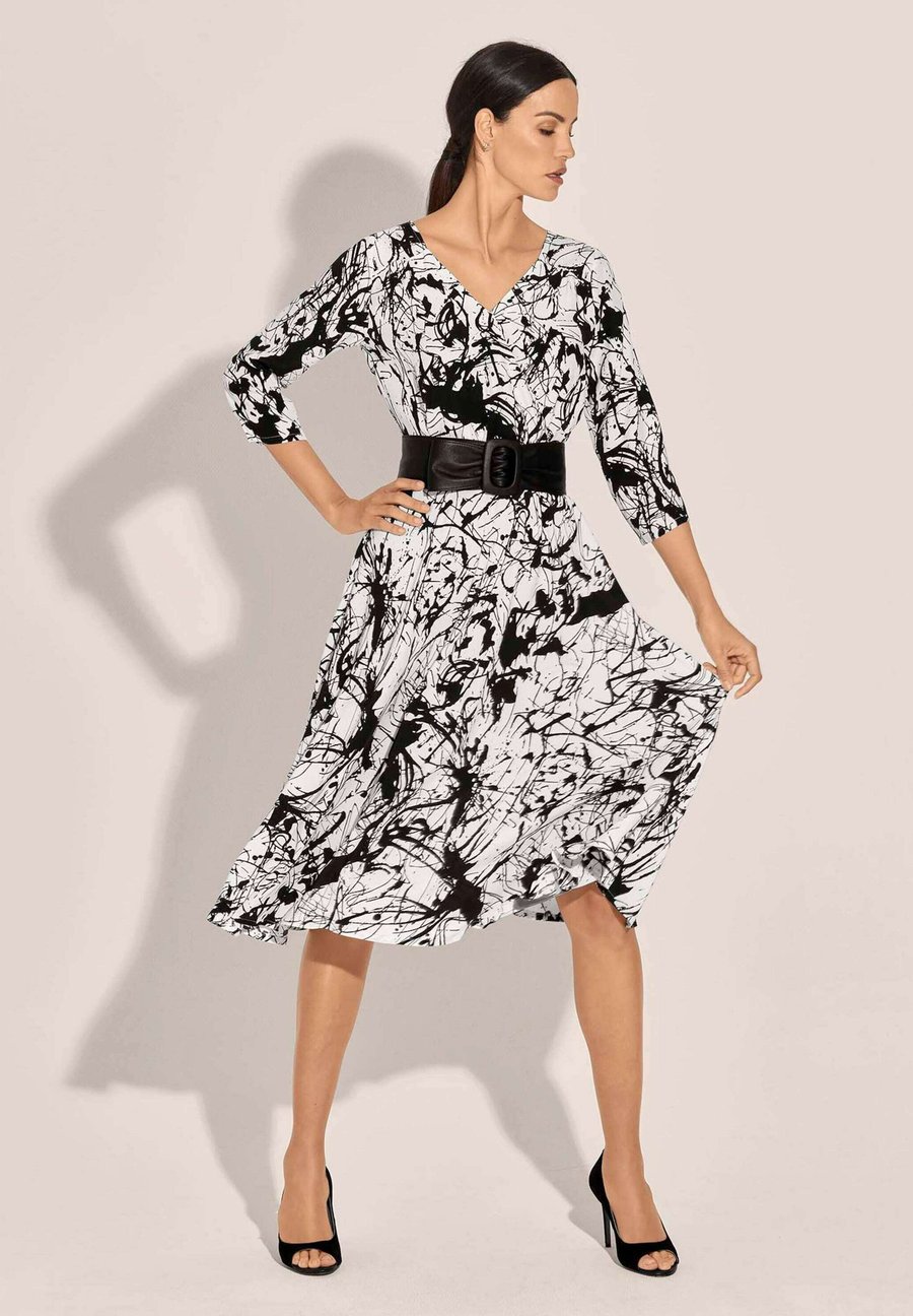 Платье MADELEINE Day dress, White Black/White
Платье MADELEINE Day dress, White Black/White