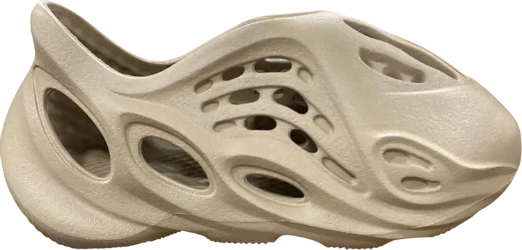 Кроссовки Adidas Yeezy Foam Runner Kids 'Mist', коричневый
Кроссовки Adidas Yeezy Foam Runner Kids 'Mist', коричневый