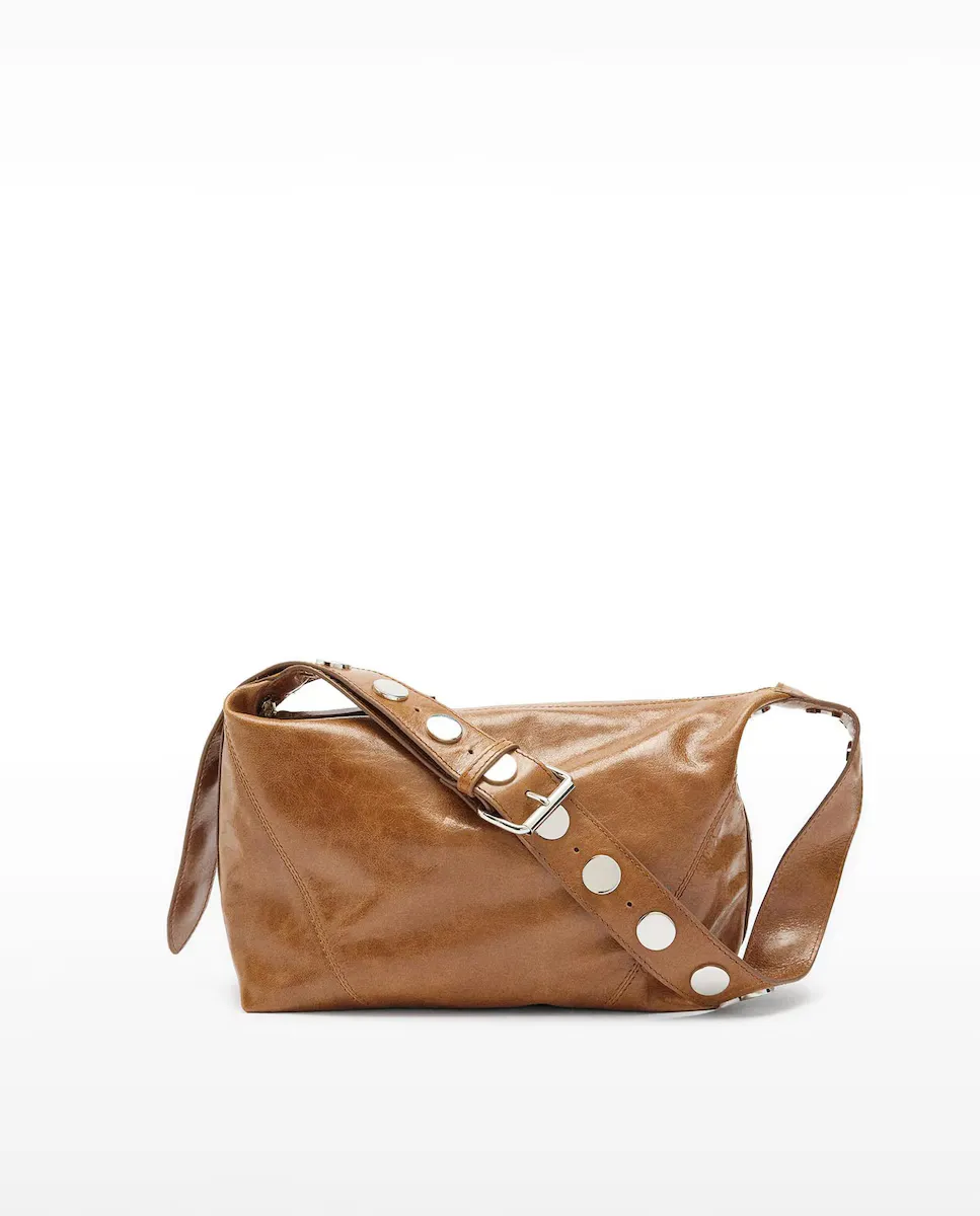 Сумка через плечо из натуральной кожи с заклепками с лаковым эффектом и застежкой-молнией Parfois, коричневый
Сумка через плечо из натуральной кожи с заклепками с лаковым эффектом и застежкой-молнией Parfois, коричневый