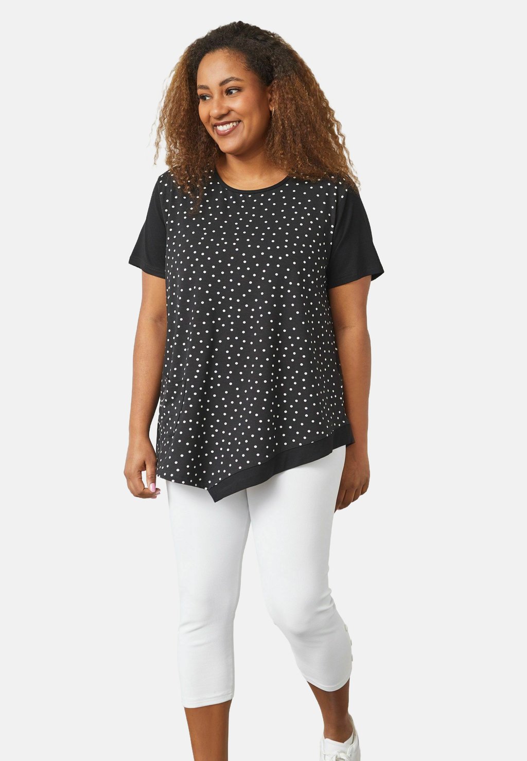 Топ PNCELESTE Pont Neuf, черный
Топ PNCELESTE Pont Neuf, черный