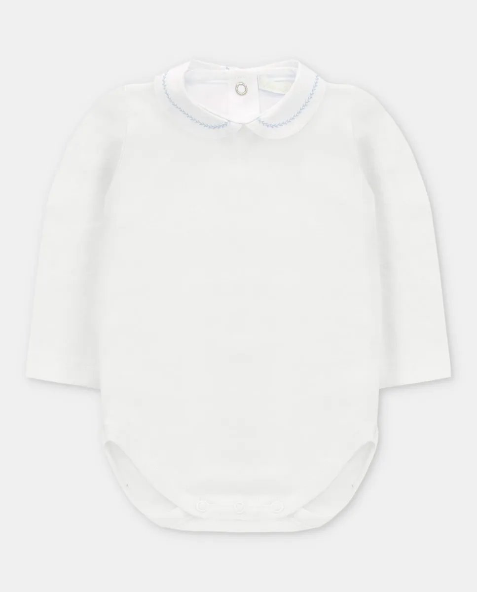 Боди для ребенка из интерлока белого цвета с воротником «ребенок», вышитым в серовато-голубом цвете Martín Aranda
Боди для ребенка из интерлока белого цвета с воротником «ребенок», вышитым в серовато-голубом цвете Martín Aranda