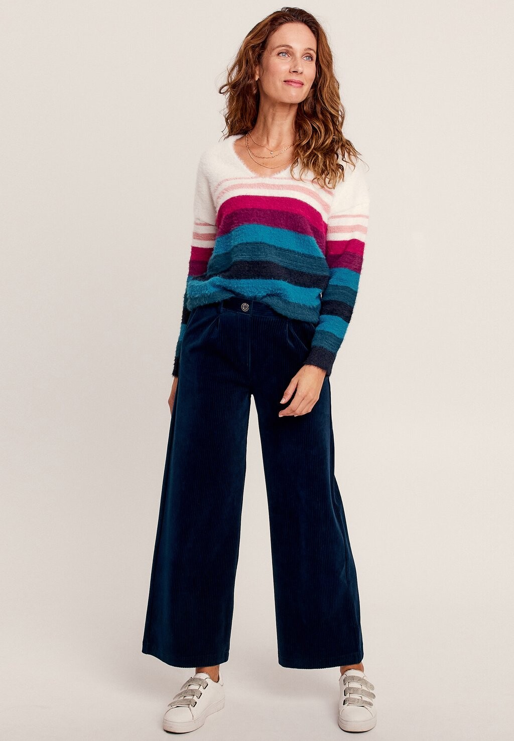 Брюки WEITE Breal, цвет Mottled Dark Blue 
Брюки WEITE Breal, цвет Mottled Dark Blue