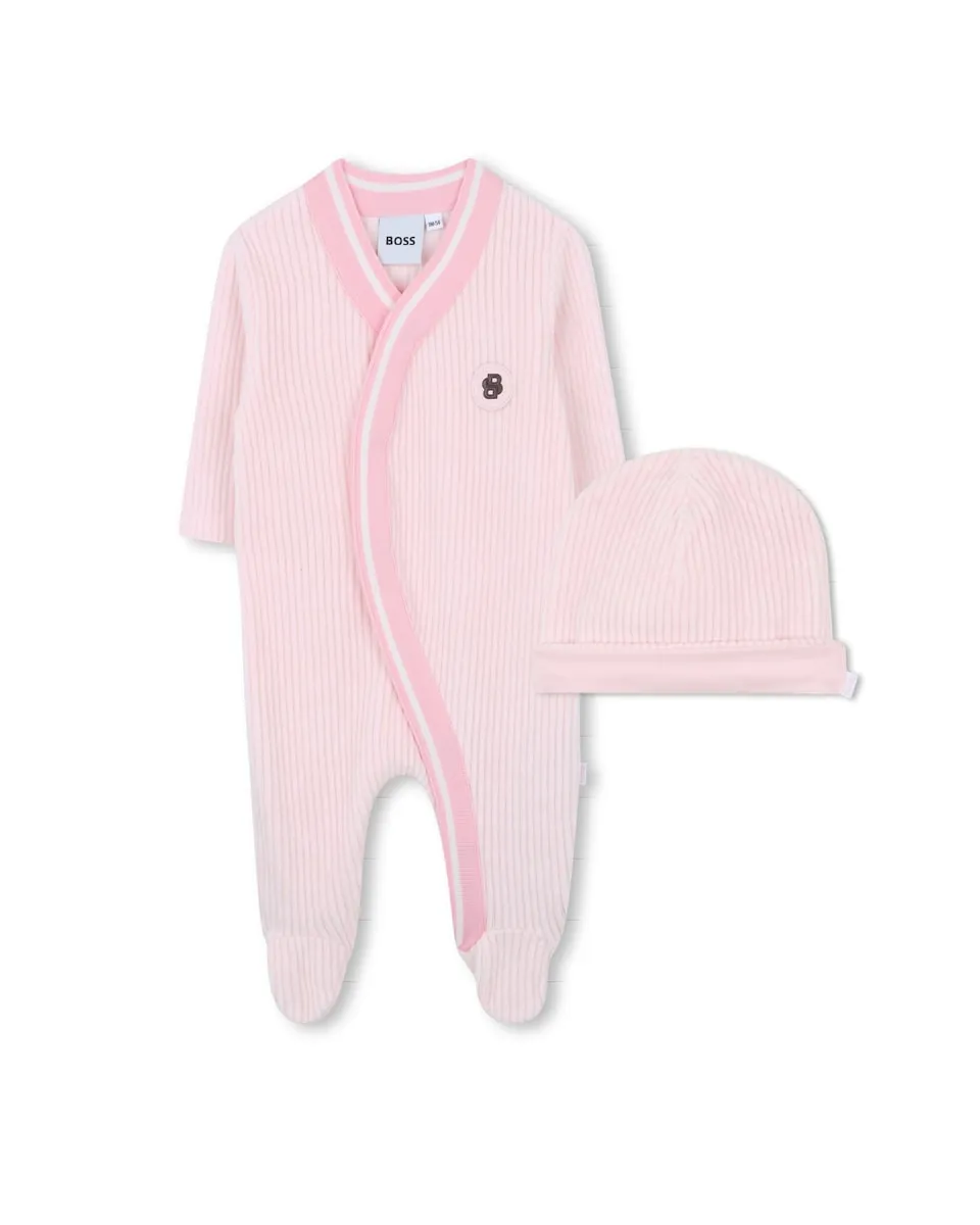 Комплект детской одежды для сна розового цвета с подходящей шапочкой BOSS Kidswear
Комплект детской одежды для сна розового цвета с подходящей шапочкой BOSS Kidswear