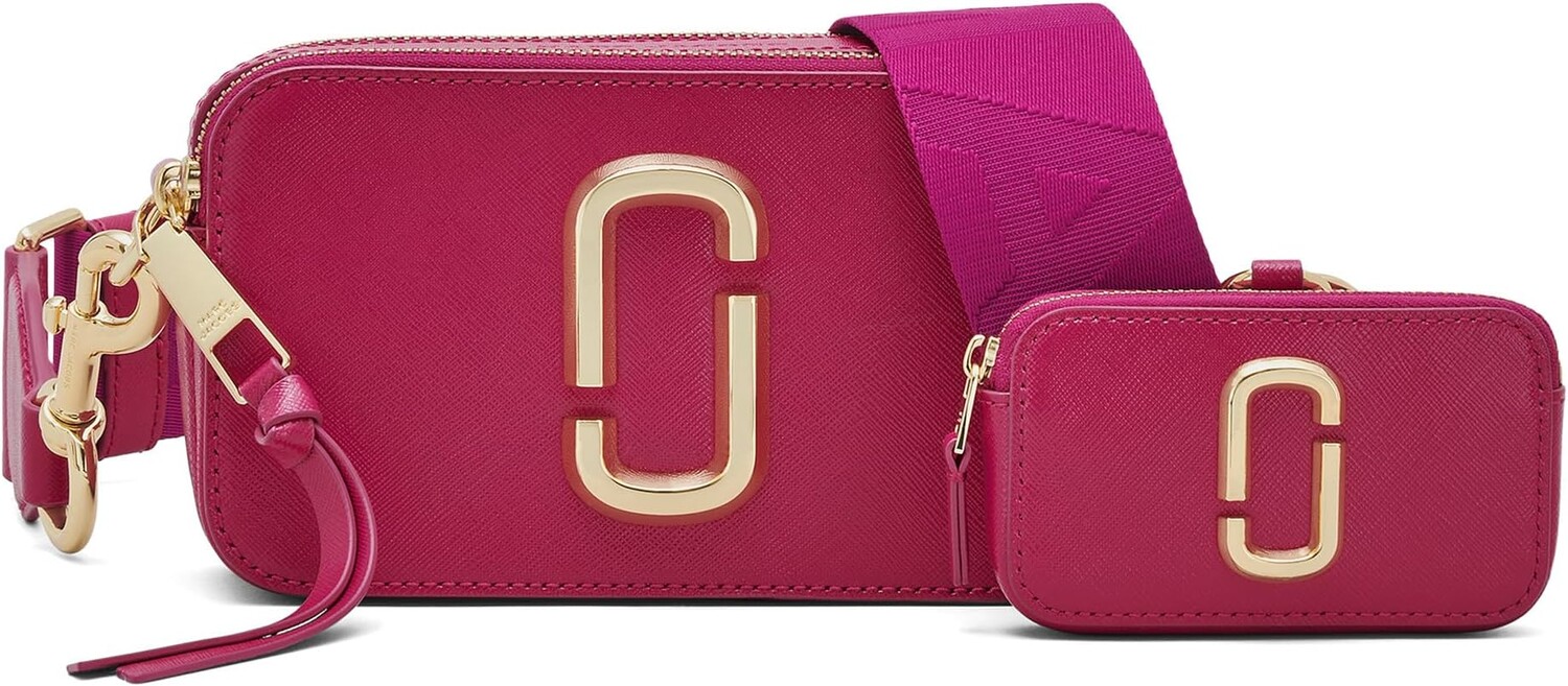 Сумка The Utility Snapshot Marc Jacobs, цвет Lipstick Pink
Сумка The Utility Snapshot Marc Jacobs, цвет Lipstick Pink