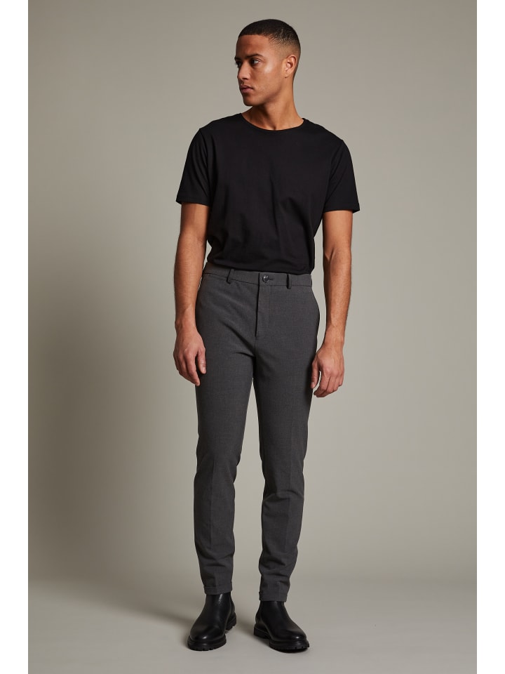 Повседневные брюки MAliam прямого кроя, средне-серый меланж Matinique
Повседневные брюки MAliam прямого кроя, средне-серый меланж Matinique