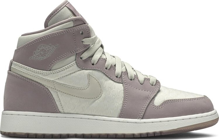 Кроссовки Air Jordan 1 Retro High GG Heiress, розовый
Кроссовки Air Jordan 1 Retro High GG Heiress, розовый