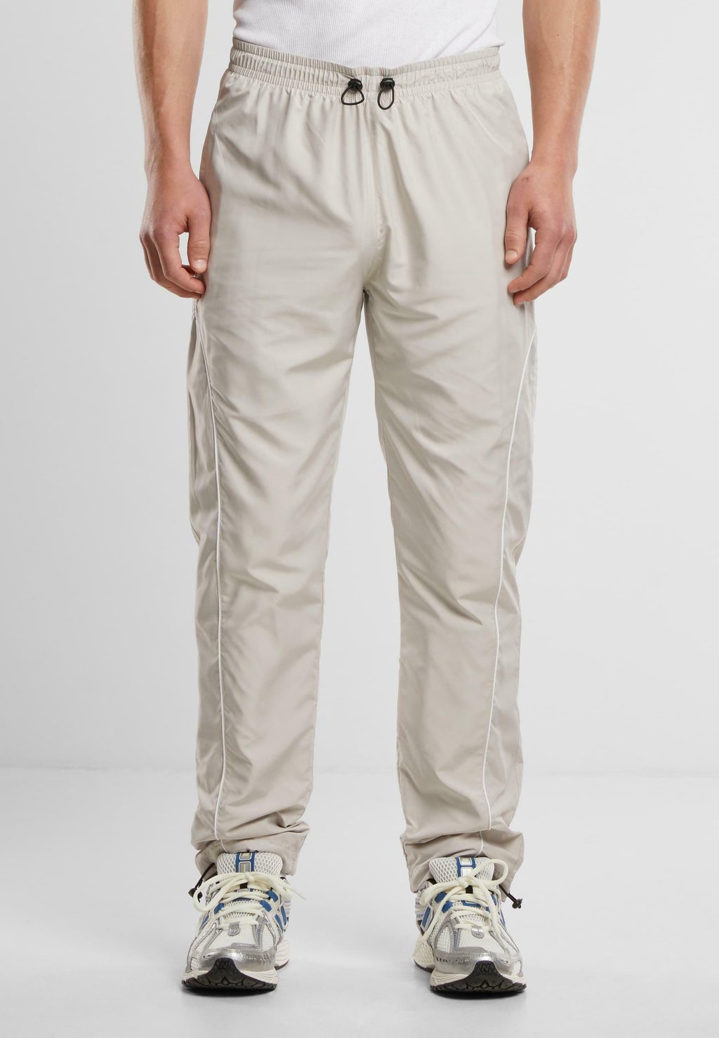 Спортивные штаны Urban Classics, бежевый
Спортивные штаны Urban Classics, бежевый