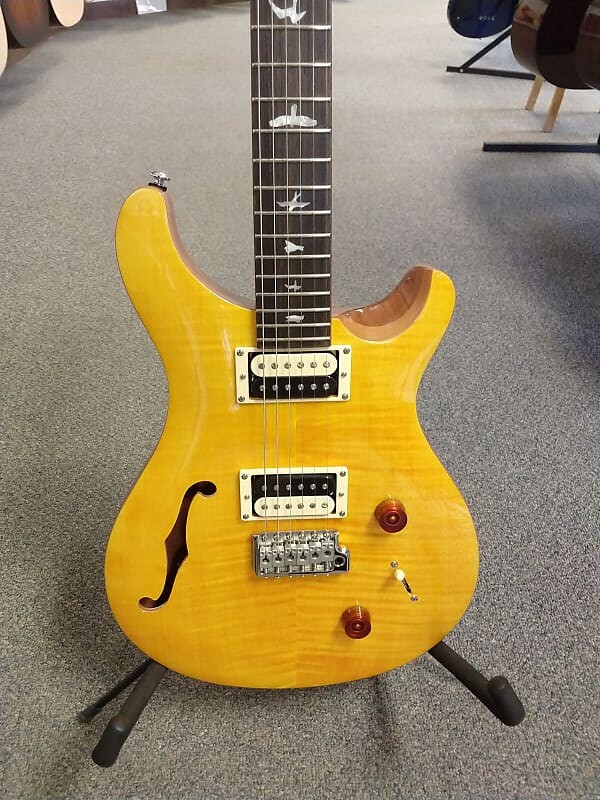 Новый PRS Paul Reed Smith Custom 22 Semi-Hollow Santana Yellow с чехлом PRS SE
Новый PRS Paul Reed Smith Custom 22 Semi-Hollow Santana Yellow с чехлом PRS SE
