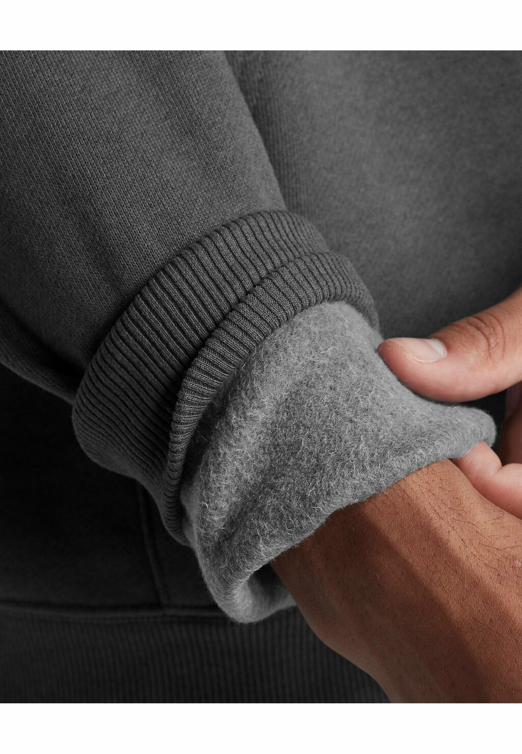 Толстовка с капюшоном Under Armour, серый
Толстовка с капюшоном Under Armour, серый