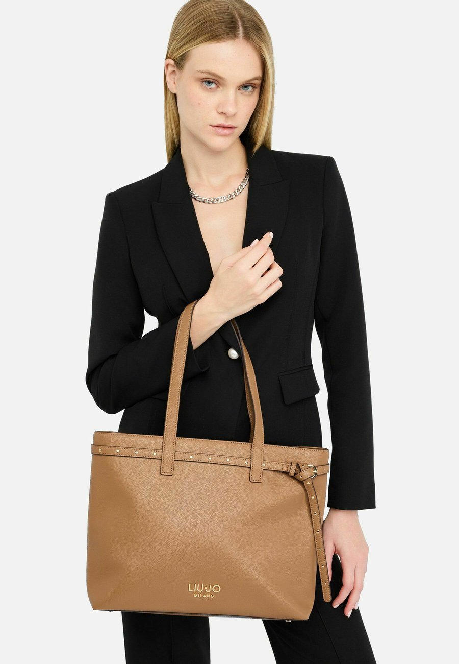 Сумка-шоппер LIU JO Tote bag, Brown
Сумка-шоппер LIU JO Tote bag, Brown
