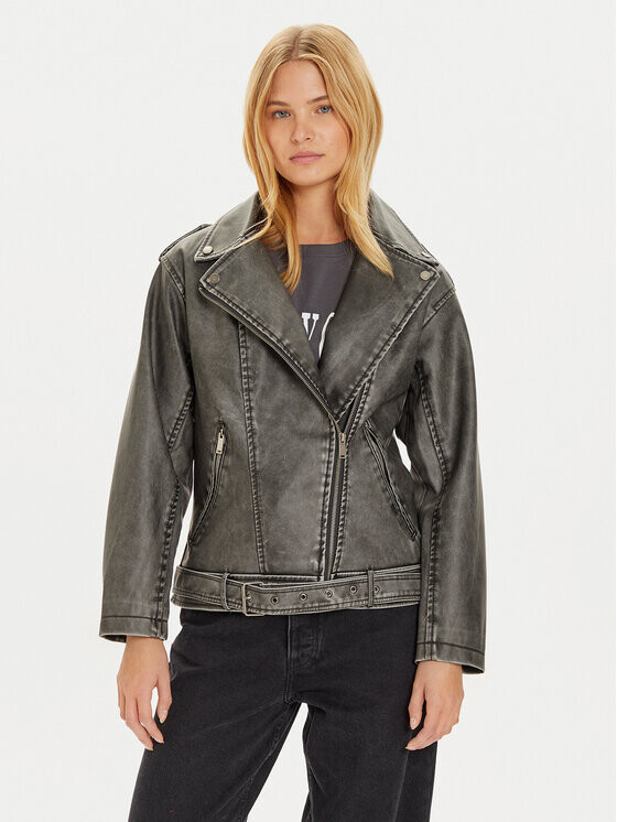 Куртка из искусственной кожи, стандартного кроя Brave Soul, черный
Куртка из искусственной кожи, стандартного кроя Brave Soul, черный