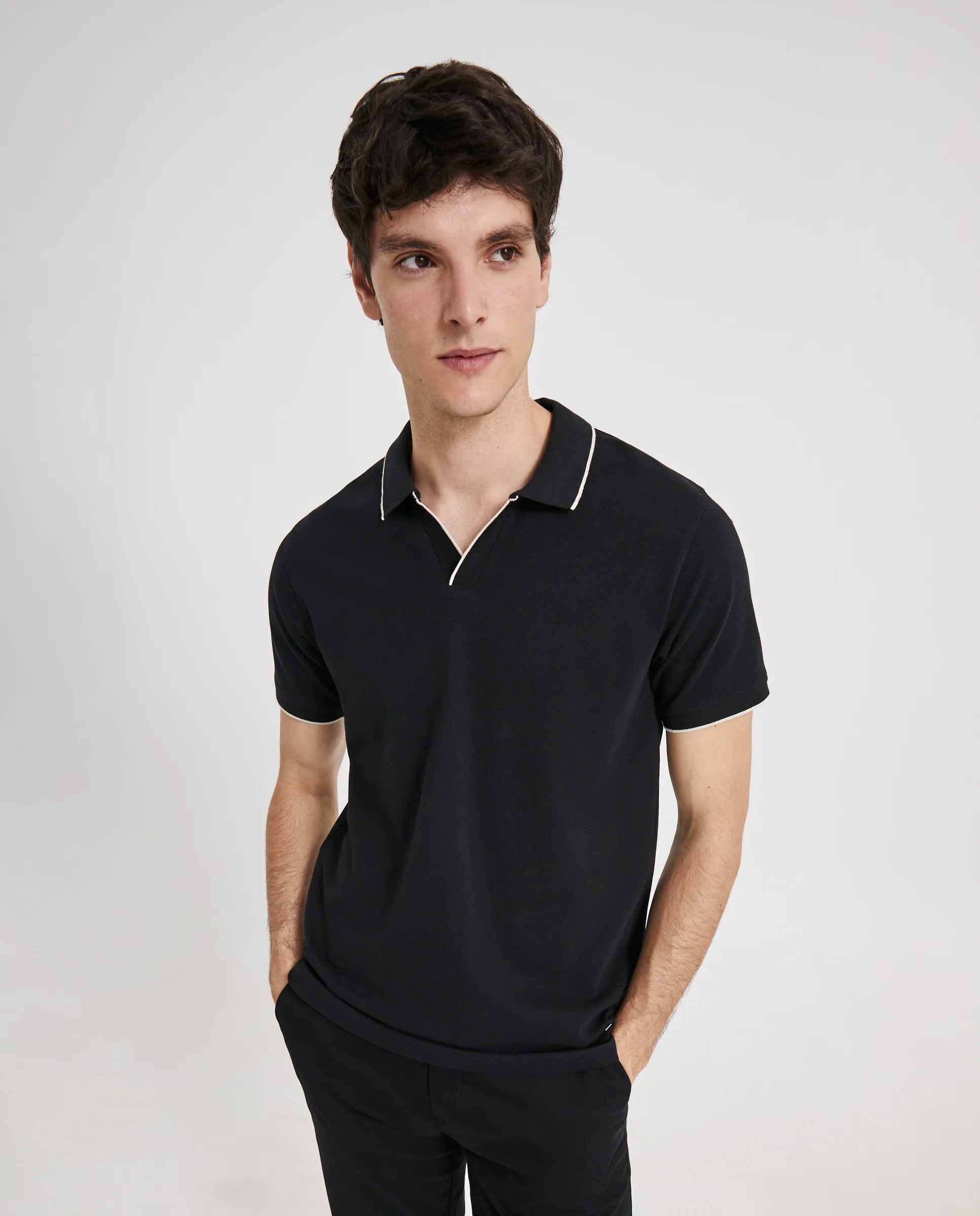 Поло с коротким рукавом для мужчин Easy Wear, черный
Поло с коротким рукавом для мужчин Easy Wear, черный