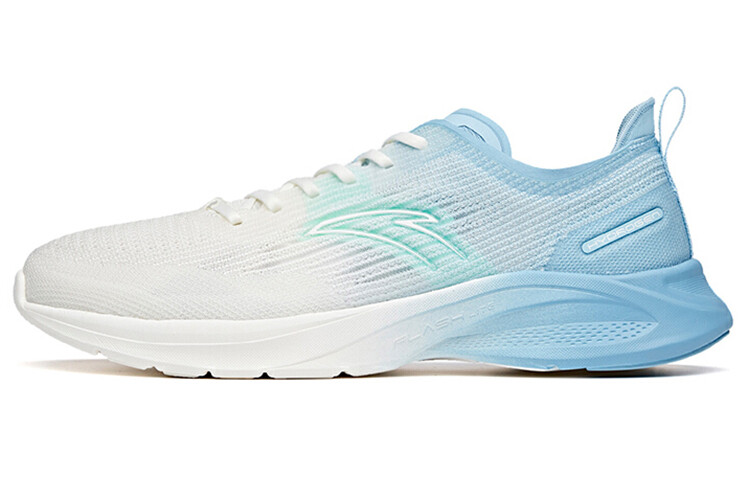 Кроссовки Hydrogen Run III для бега мужские с низким верхом цвета слоновой кости/водопадного синего цвета Anta
Кроссовки Hydrogen Run III для бега мужские с низким верхом цвета слоновой кости/водопадного синего цвета Anta