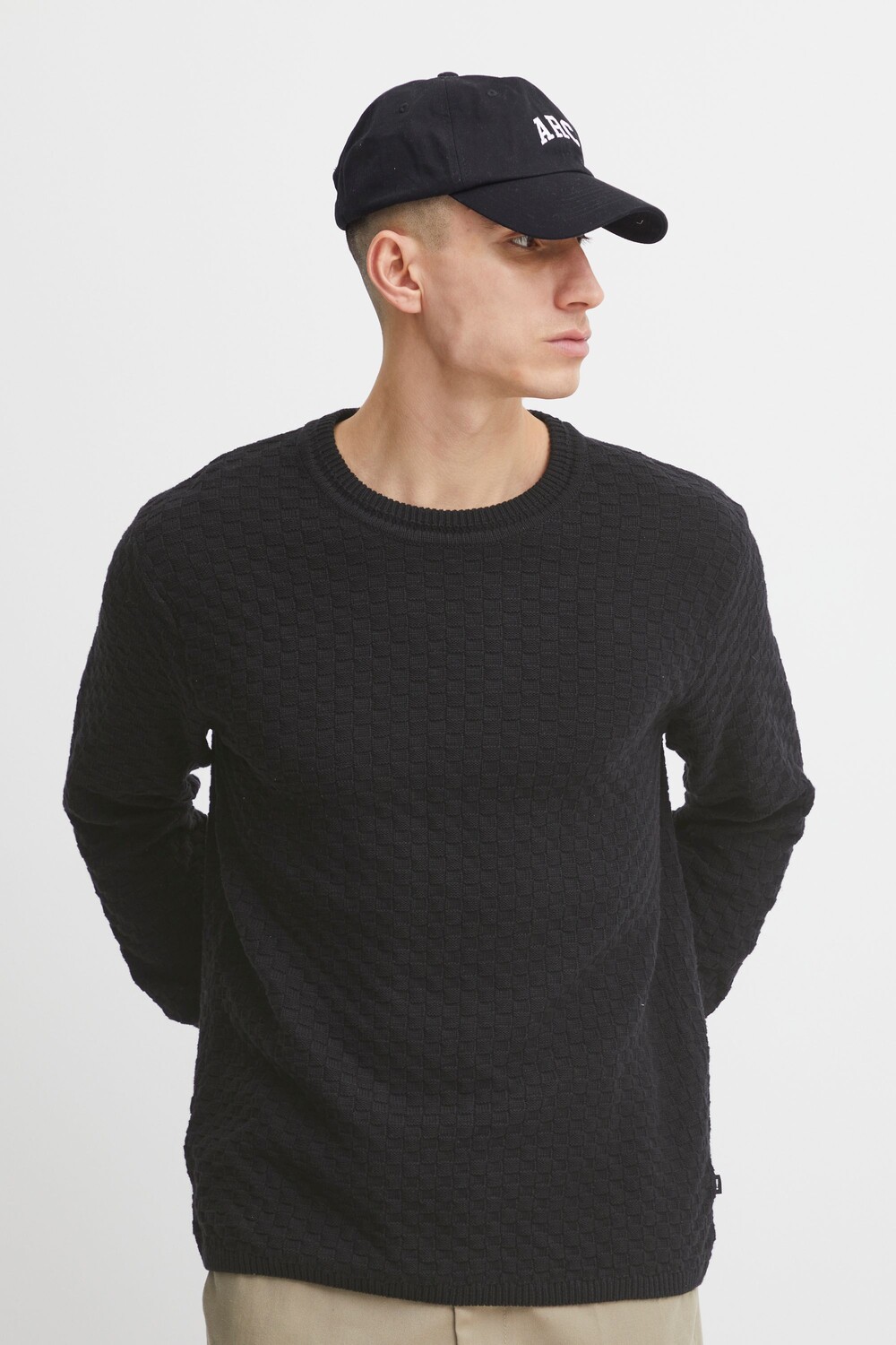 Пуловер !SOLID Strick SDElijah 21107501, черный
Пуловер !SOLID Strick SDElijah 21107501, черный