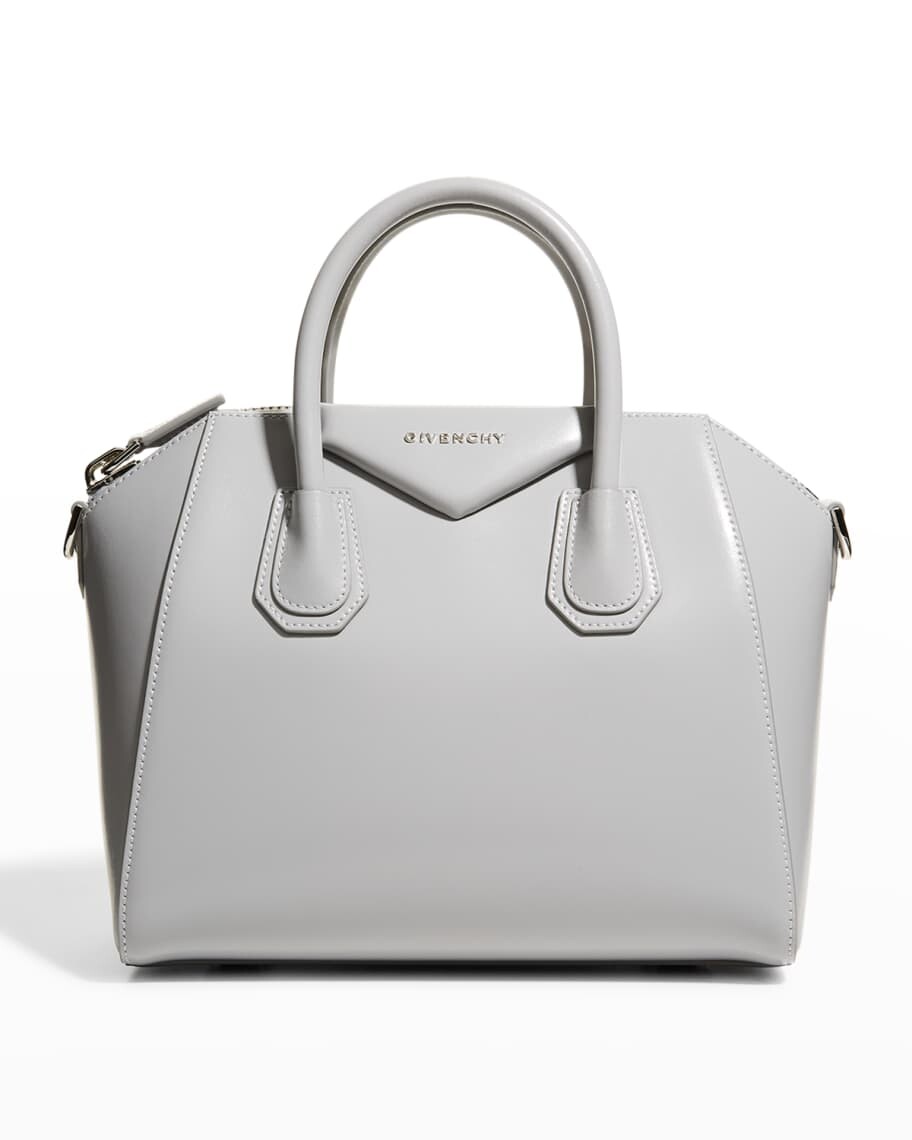 Маленькая кожаная сумка Antigona Givenchy
Маленькая кожаная сумка Antigona Givenchy