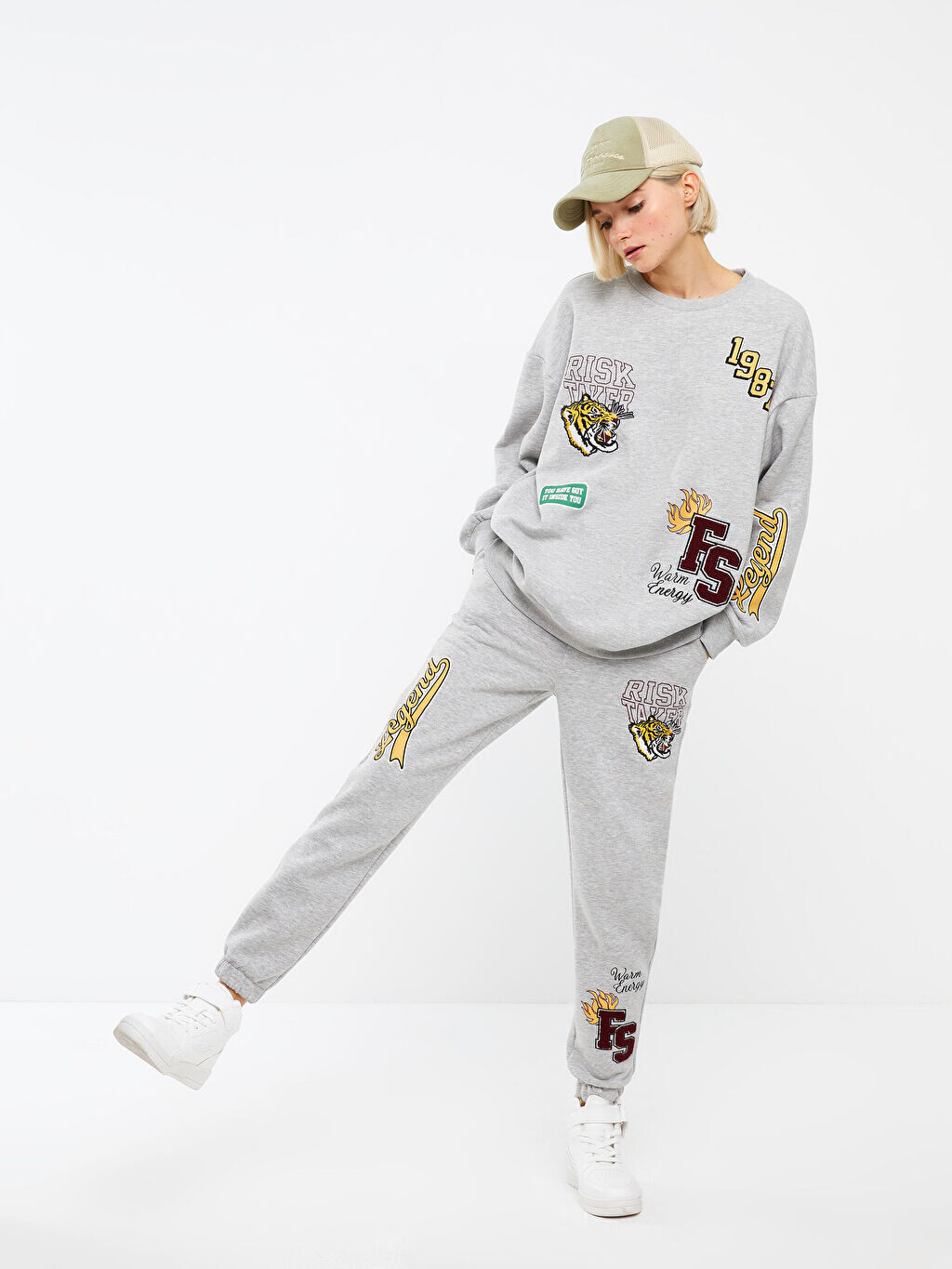 Женские спортивные штаны Jogger с эластичной талией и принтом LCW Casual, Серый, Женские спортивные штаны Jogger с эластичной талией и принтом LCW Casual
Женские спортивные штаны Jogger с эластичной талией и принтом LCW Casual, Серый, Женские спортивные штаны Jogger с эластичной талией и принтом LCW Casual