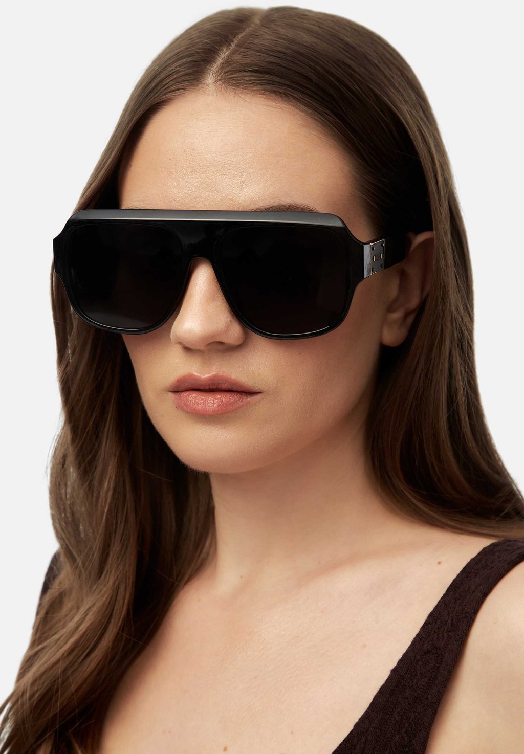 Солнцезащитные очки L37, черный
Солнцезащитные очки L37, черный