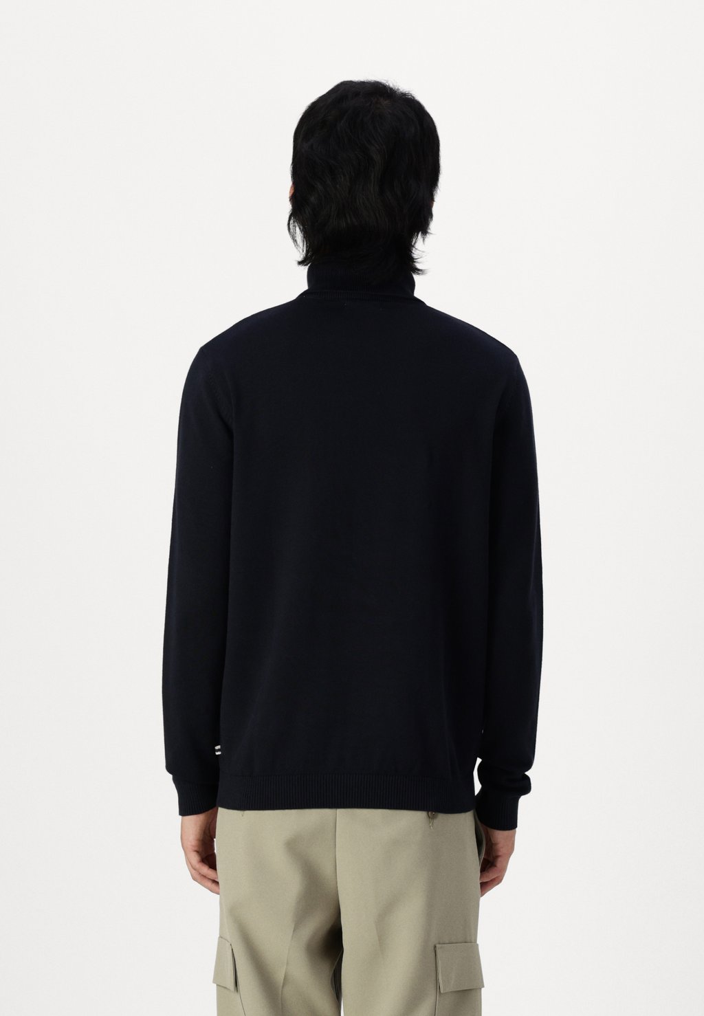 Джемпер JJEBASIC KNIT ROLL NECK Jack & Jones, темно-синий 
Джемпер JJEBASIC KNIT ROLL NECK Jack & Jones, темно-синий