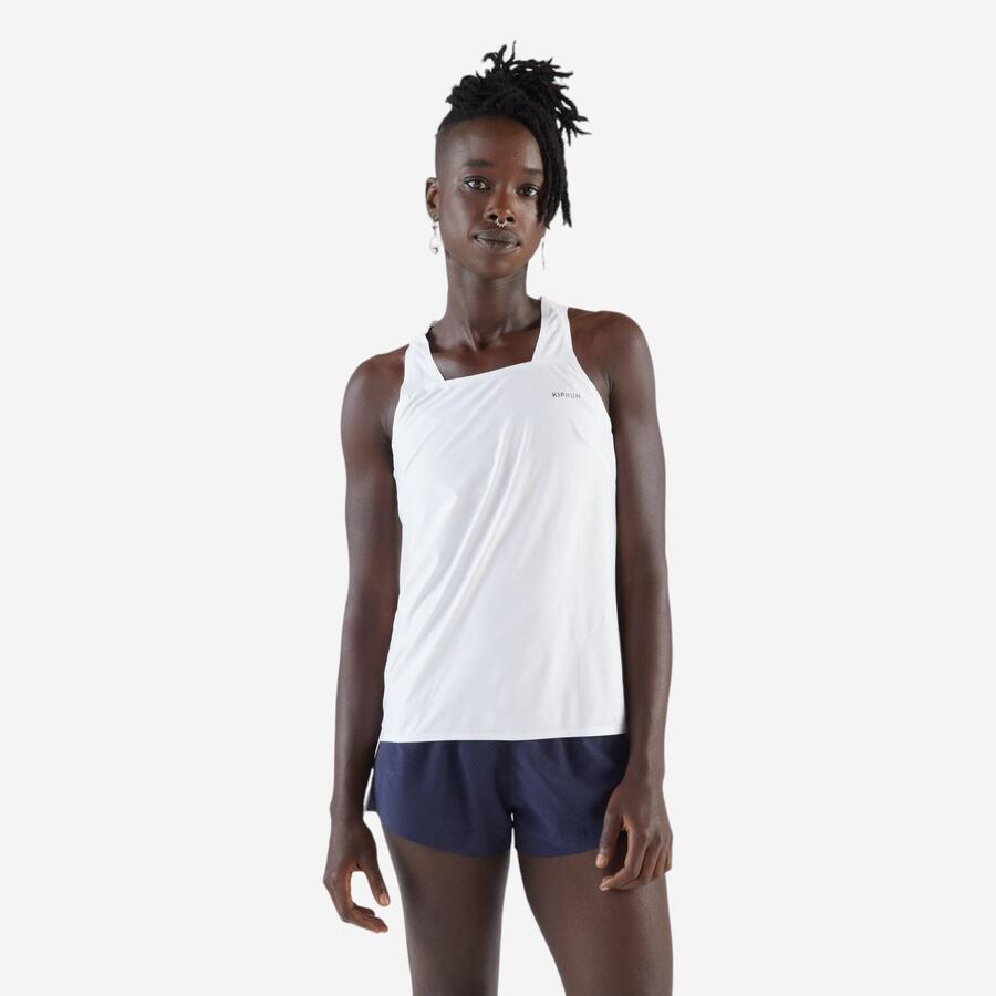 KIPRUN Легкая женская майка для бега - Light 900 белого цвета
KIPRUN Легкая женская майка для бега - Light 900 белого цвета