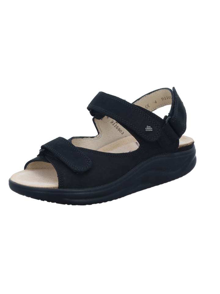 Черные сандалии Finn Comfort
Черные сандалии Finn Comfort