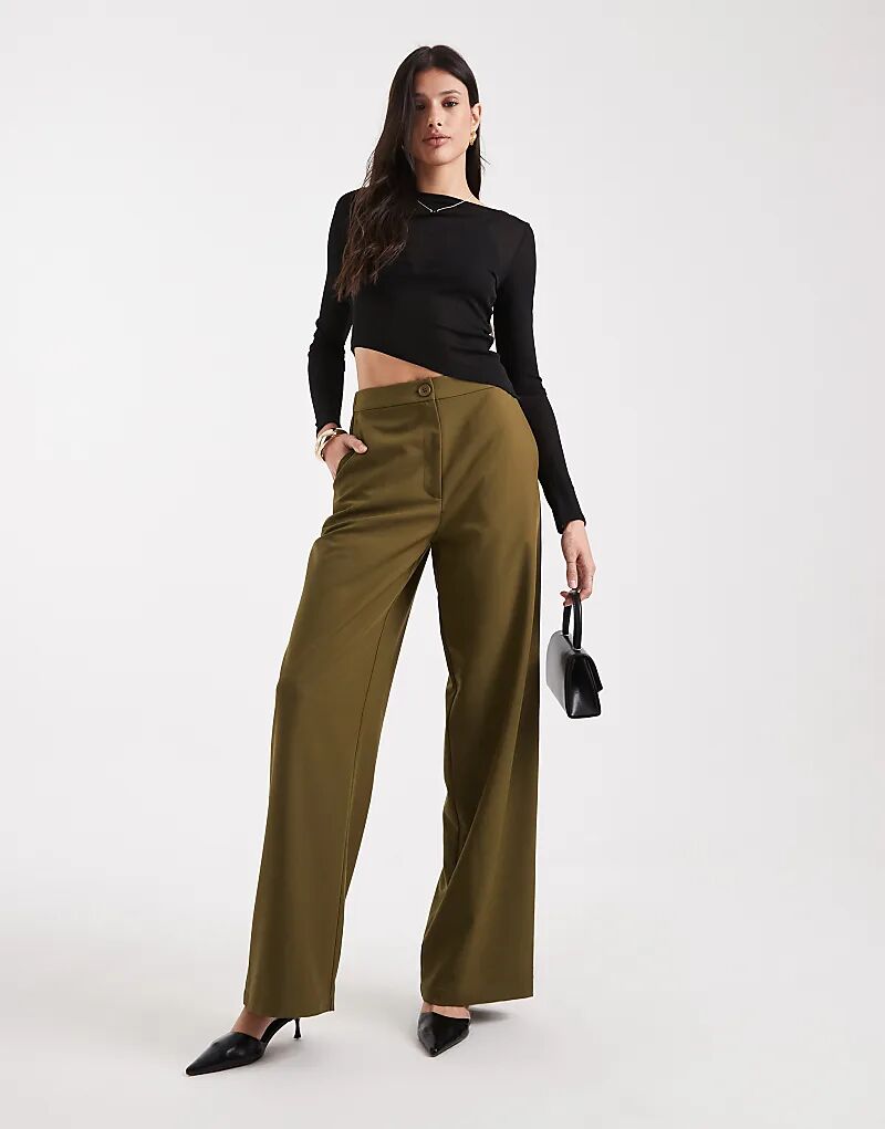 ASOS DESIGN Высокие брюки свободного кроя прямого кроя цвета хаки
ASOS DESIGN Высокие брюки свободного кроя прямого кроя цвета хаки