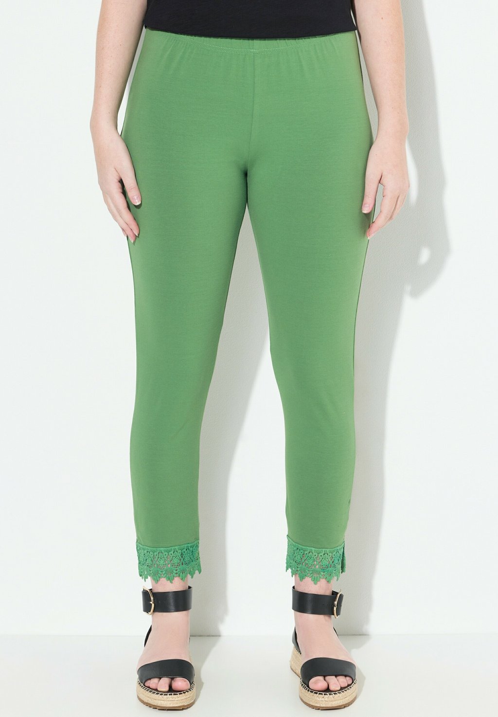 Леггинсы GROSSE GRÖSSEN 7/8 Ulla Popken, темно-зеленый
Леггинсы GROSSE GRÖSSEN 7/8 Ulla Popken, темно-зеленый