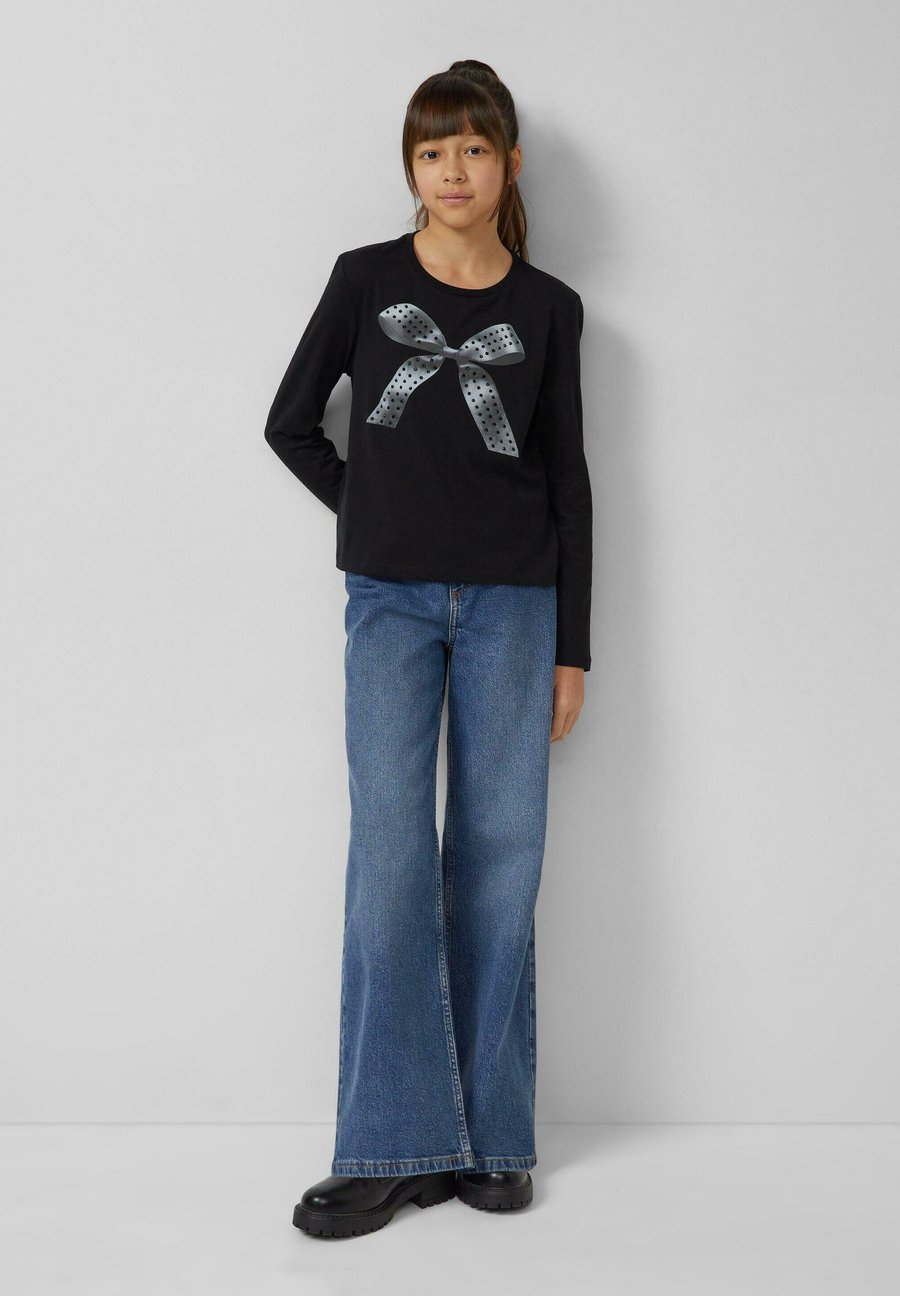 Топ s.Oliver Long sleeved top, Schwarz/Black
Топ s.Oliver Long sleeved top, Schwarz/Black