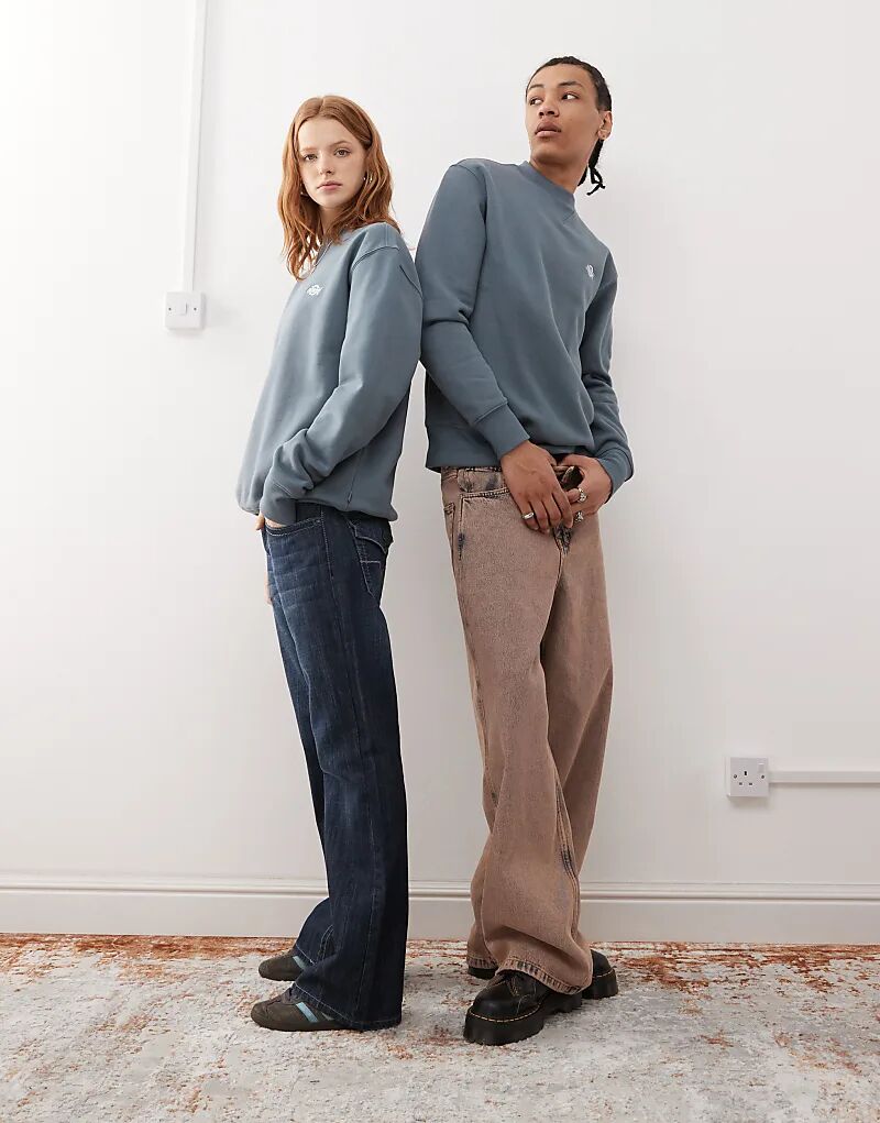 Толстовка summerdale heavyweight с маленьким логотипом в средне-синем цвете Dickies
Толстовка summerdale heavyweight с маленьким логотипом в средне-синем цвете Dickies