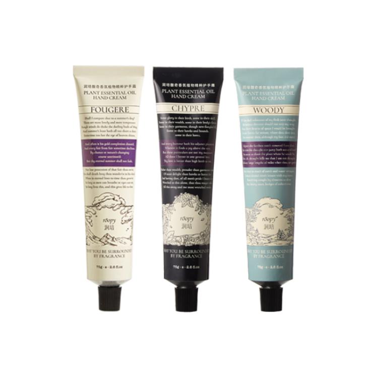 Фужерный аромат растительная эссенция крем для рук lily fragrance увлажняющий питательный 75мл*3 Roopy
Фужерный аромат растительная эссенция крем для рук lily fragrance увлажняющий питательный 75мл*3 Roopy