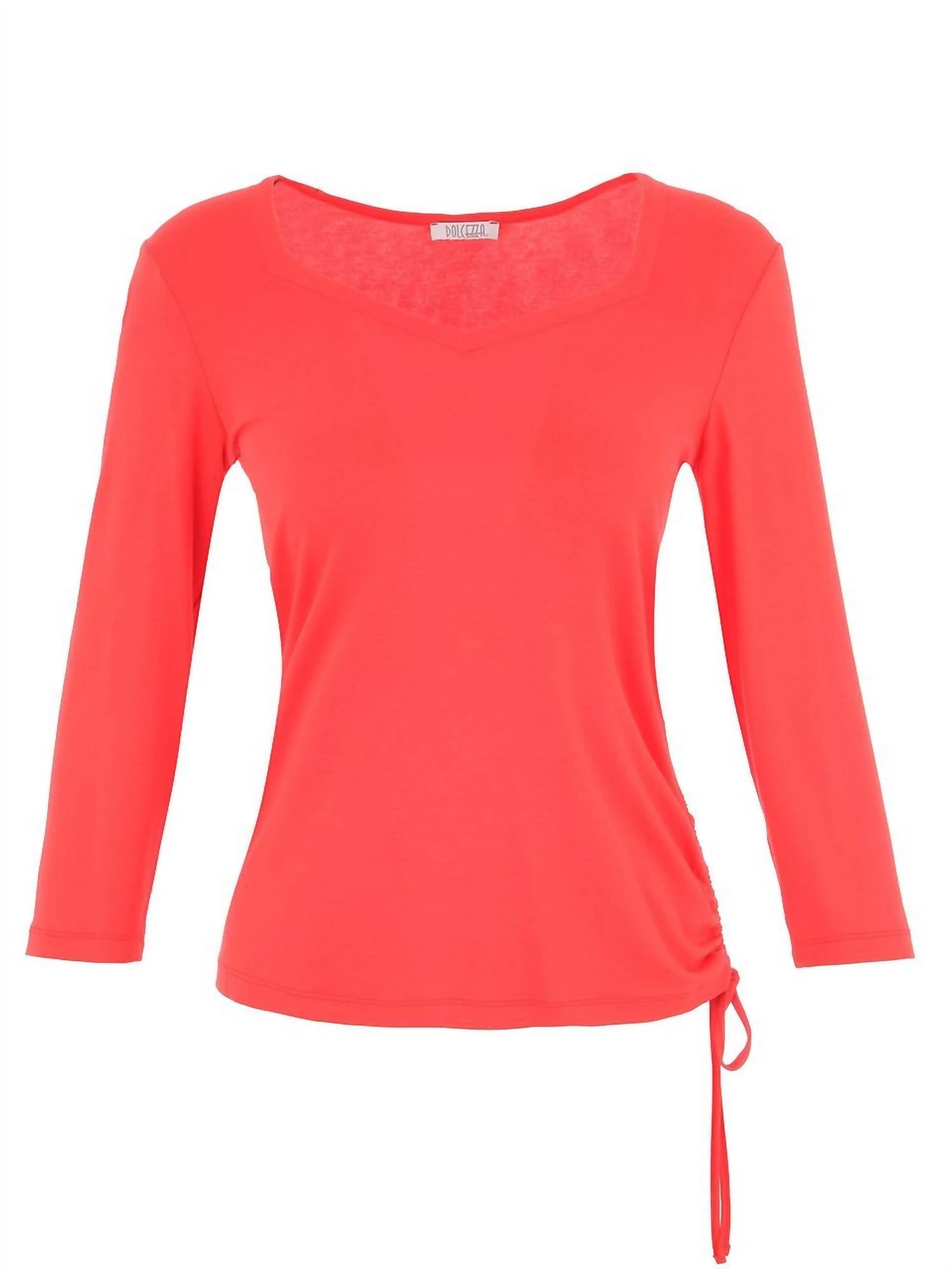 Женский топ с драпировкой и боковой завязкой красного цвета DOLCEZZA
Женский топ с драпировкой и боковой завязкой красного цвета DOLCEZZA