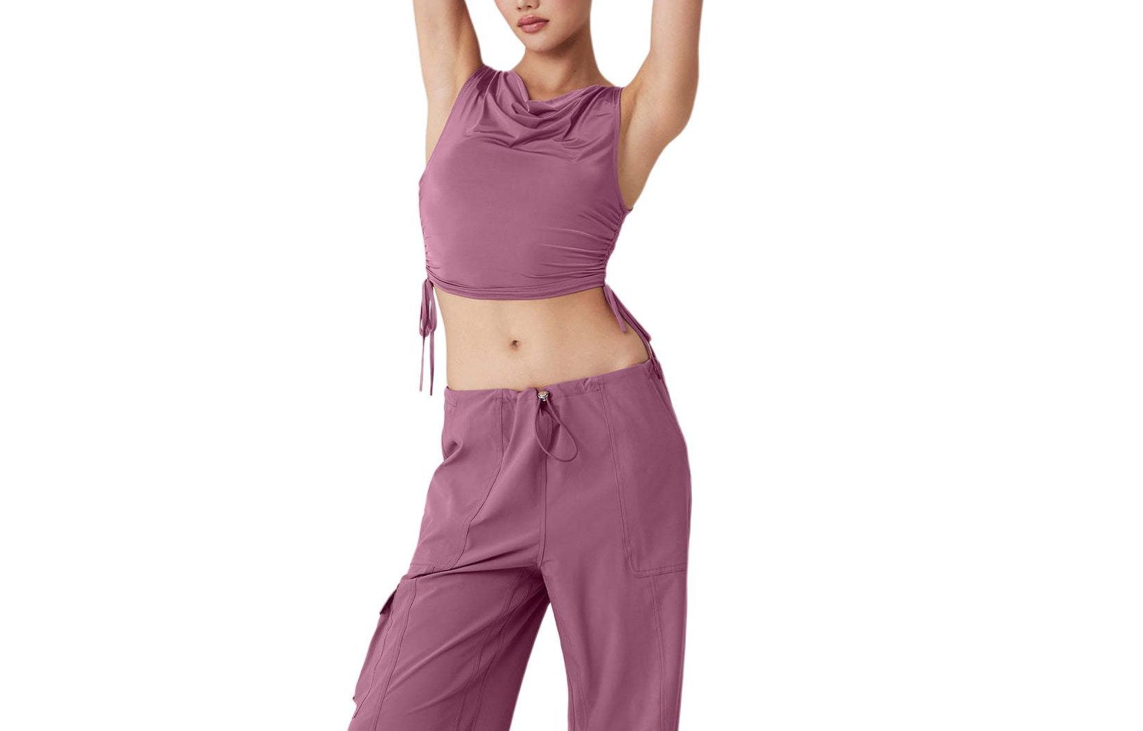 Топ-майка женская с круглым вырезом Moderate Others Alo Yoga, soft mulberry
Топ-майка женская с круглым вырезом Moderate Others Alo Yoga, soft mulberry