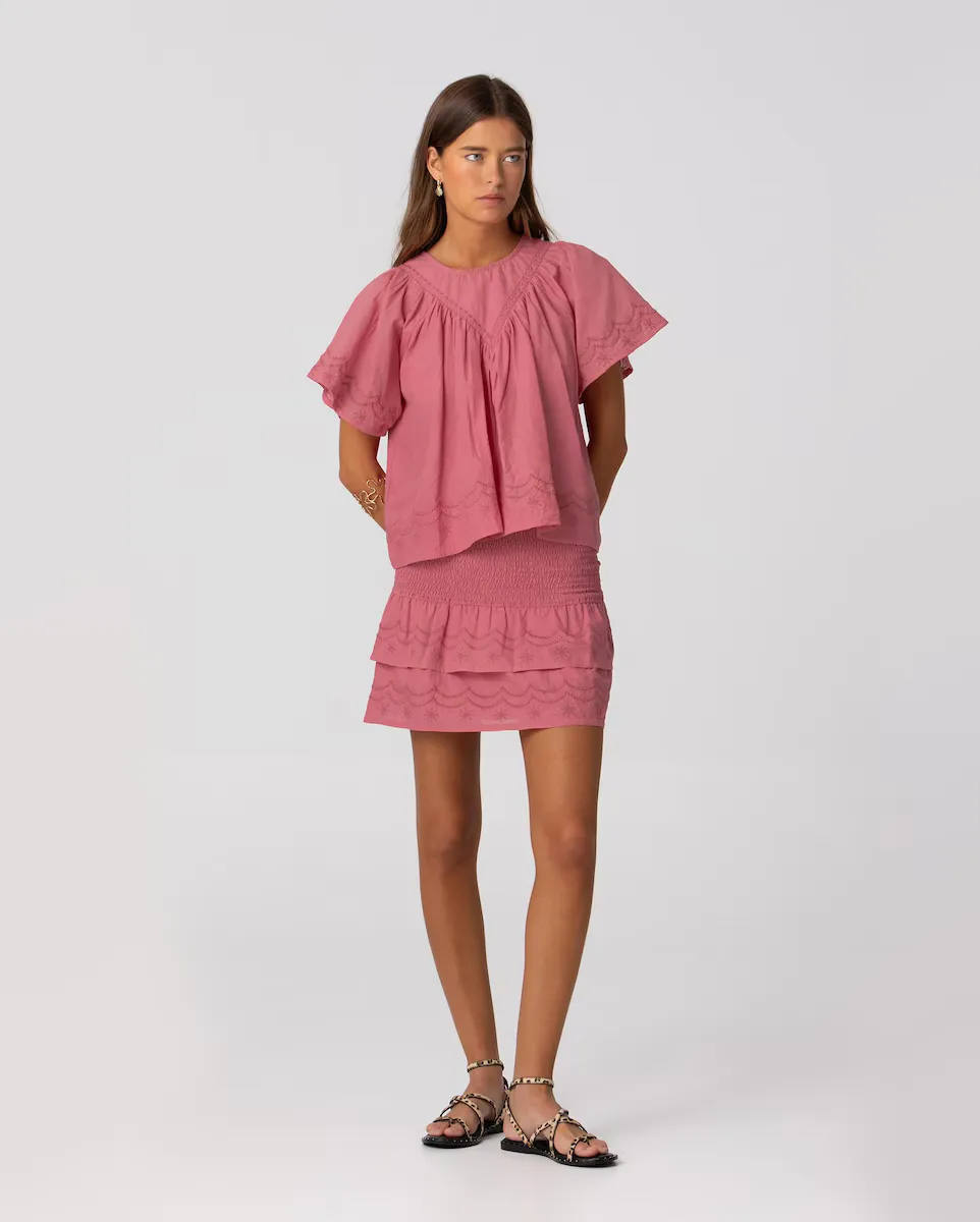 Мини-юбка с сотовым узором сверху и оборками снизу Noon, розовый
Мини-юбка с сотовым узором сверху и оборками снизу Noon, розовый