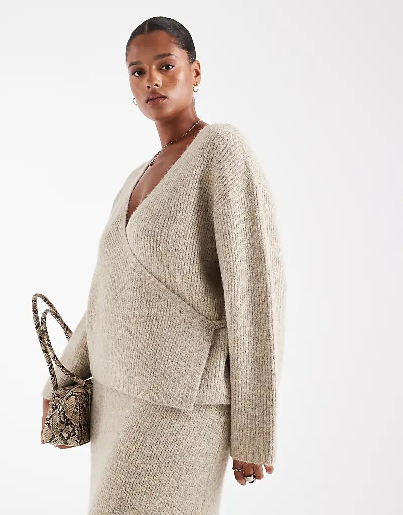 4th & Reckless Plus шерстяной мягкий трикотажный кардиган с завязками бежевого цвета
4th & Reckless Plus шерстяной мягкий трикотажный кардиган с завязками бежевого цвета