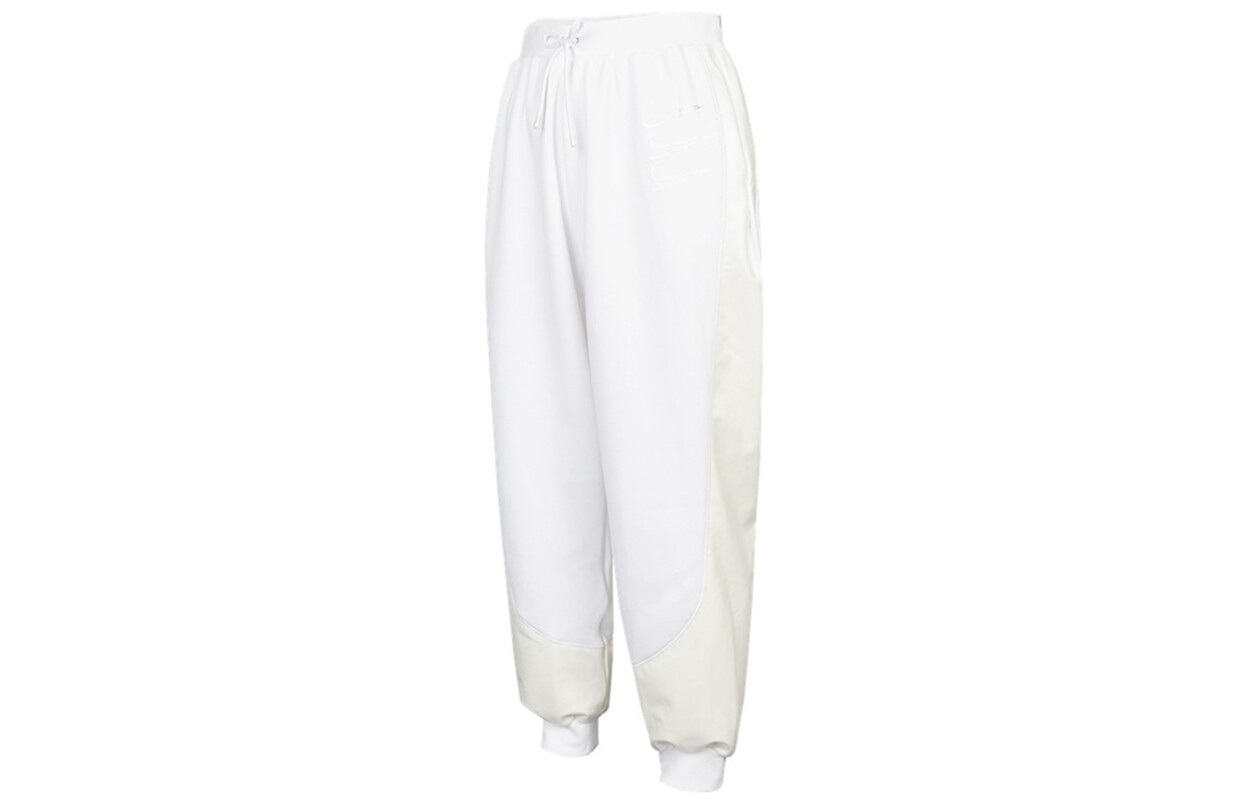 Трикотажные спортивные штаны женские белые Nike
Трикотажные спортивные штаны женские белые Nike