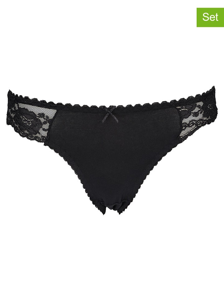 PETITE FLEUR Комплект из 3 штук: черные трусы
PETITE FLEUR Комплект из 3 штук: черные трусы