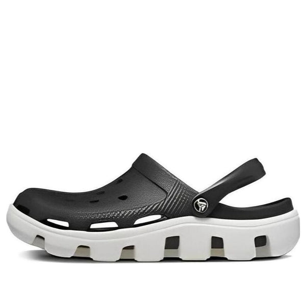 Сандалии duet beach sandals black white Crocs, черный 
Сандалии duet beach sandals black white Crocs, черный