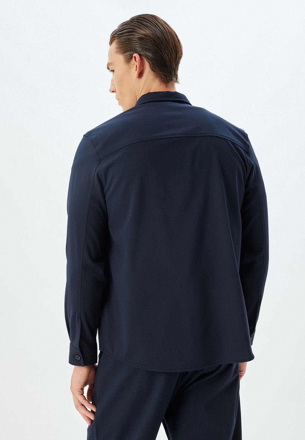 Летняя куртка LONG SLEEVE Koton, темно-синий
Летняя куртка LONG SLEEVE Koton, темно-синий