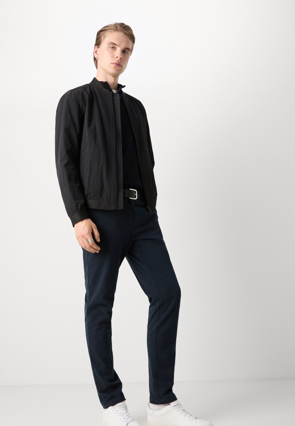 Чиносы KAITO BOSS, темно-синий
Чиносы KAITO BOSS, темно-синий