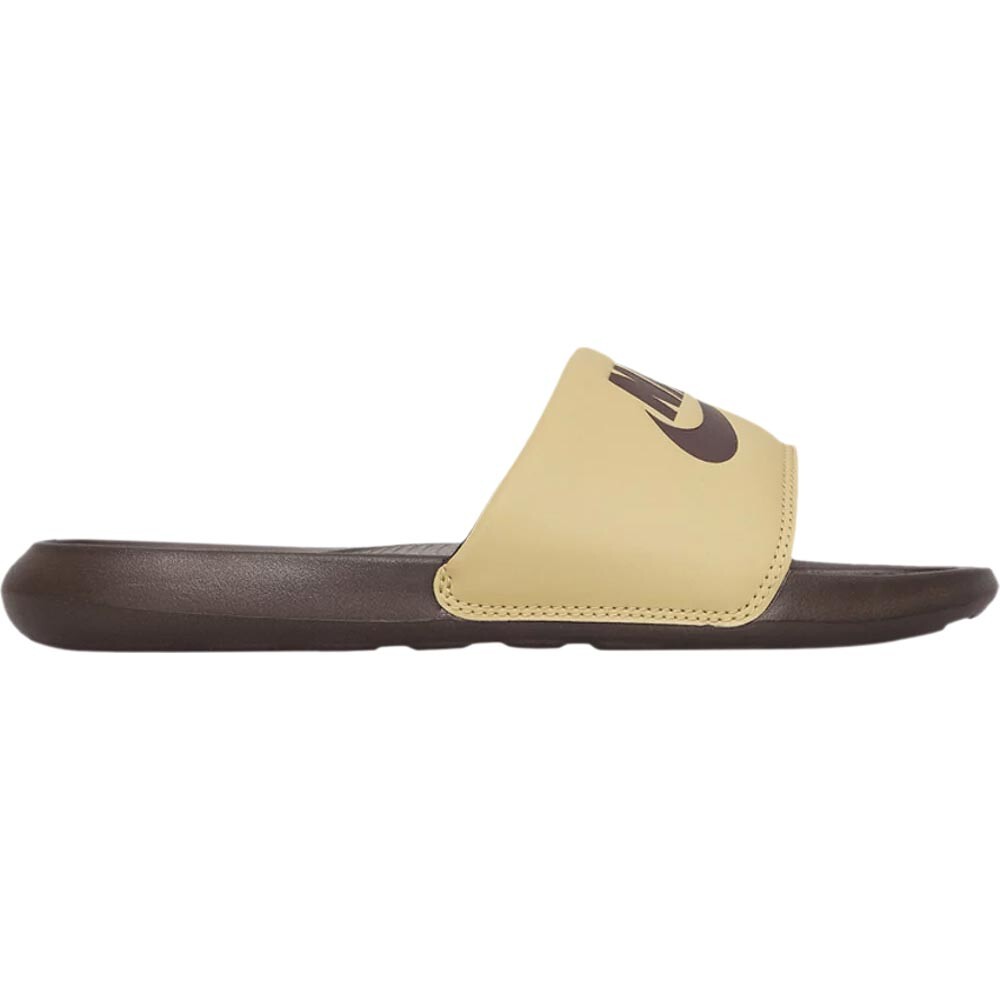 Сандалии Nike Victori One Slide Wheat Grass Baroque Brown, коричневый/желтый
Сандалии Nike Victori One Slide Wheat Grass Baroque Brown, коричневый/желтый