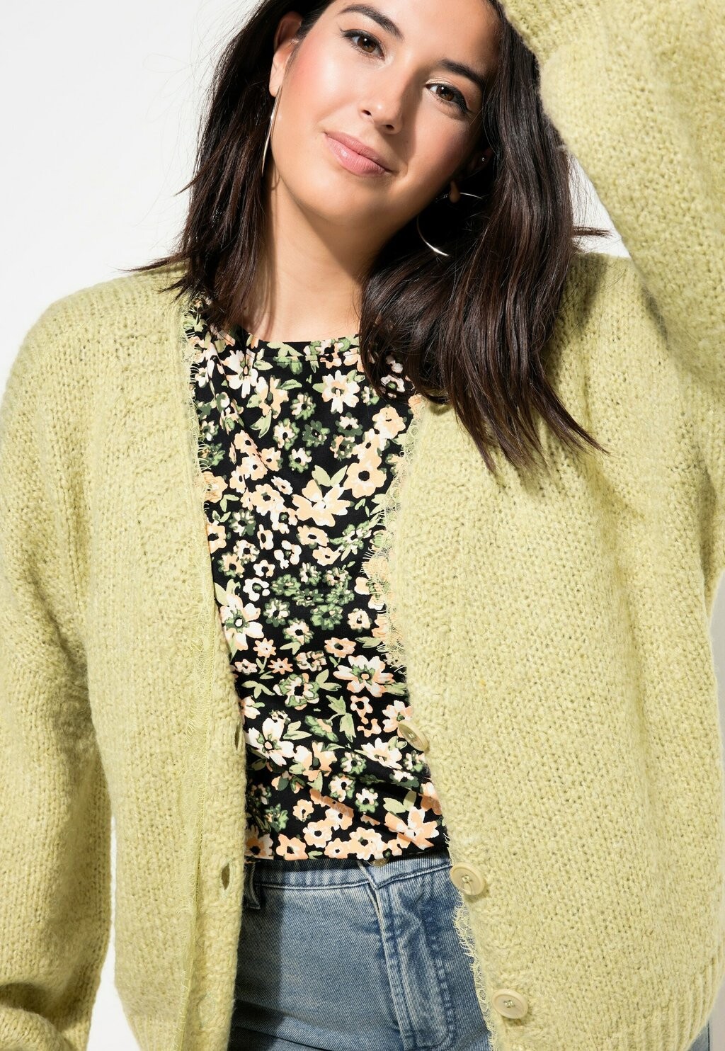 Кардиган Studio Untold, светло-зеленый
Кардиган Studio Untold, светло-зеленый