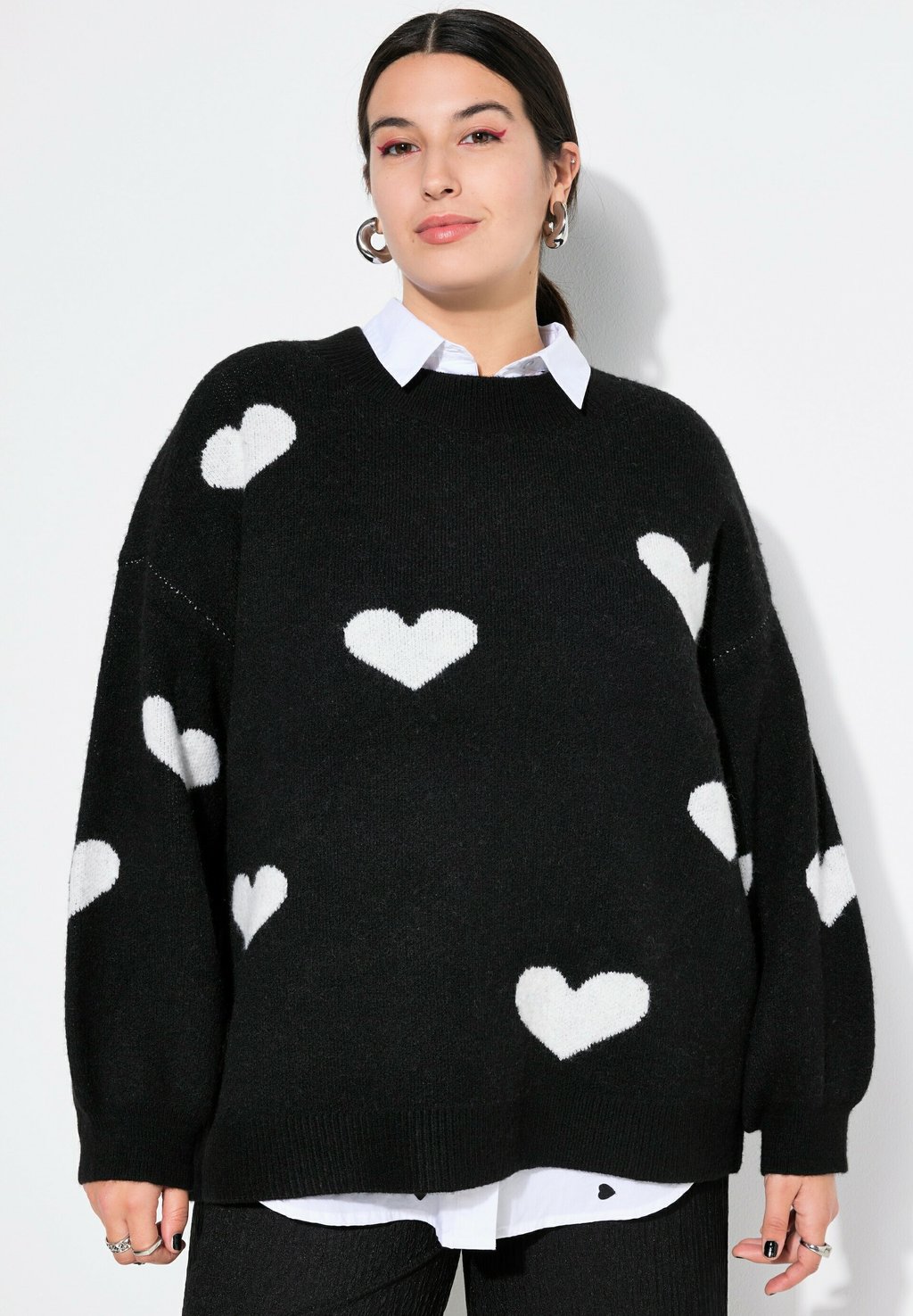 Джемпер HEARTS-MUSTER BALLON-LANGARM Studio Untold, черный
Джемпер HEARTS-MUSTER BALLON-LANGARM Studio Untold, черный