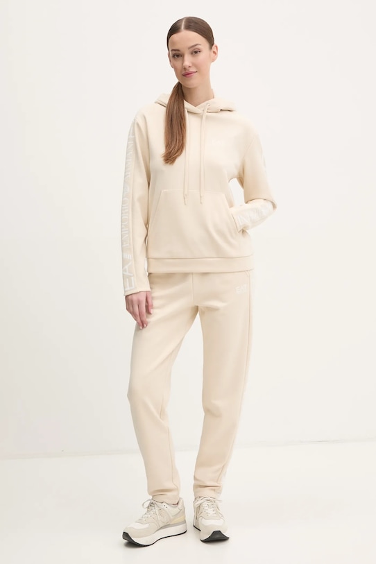 Спортивный костюм Ea7 Emporio Armani, бежевый 
Спортивный костюм Ea7 Emporio Armani, бежевый