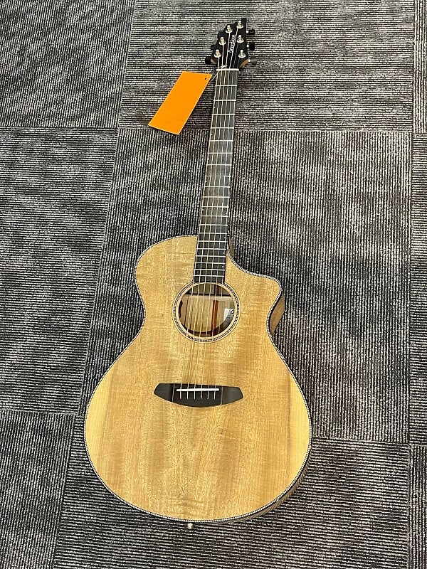Breedlove Oregon Concert CE 2023 - Натуральный
Breedlove Oregon Concert CE 2023 - Натуральный