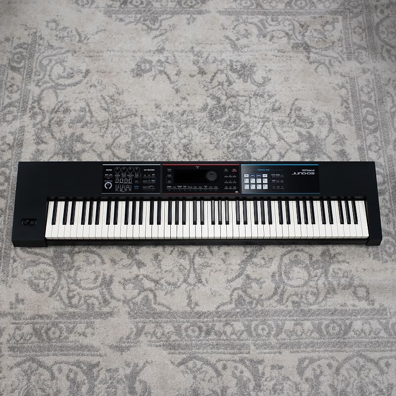 Роланд Джуно DS88 Roland Juno-DS88 88-Key Synthesizer
Роланд Джуно DS88 Roland Juno-DS88 88-Key Synthesizer