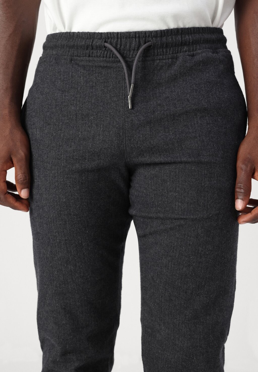 Брюки JPSTKANE JJHERRINGBONE Jack & Jones PREMIUM, цвет Mottled Dark Grey
Брюки JPSTKANE JJHERRINGBONE Jack & Jones PREMIUM, цвет Mottled Dark Grey
